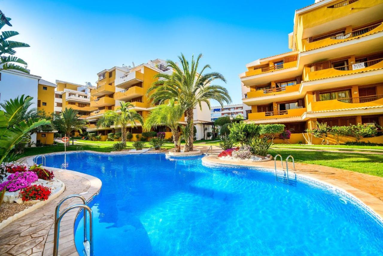La Entrada Beach Club تورّيفيِخا المظهر الخارجي الصورة