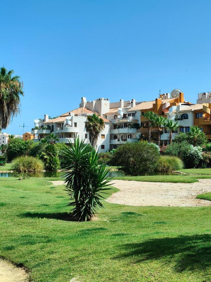 La Entrada Beach Club تورّيفيِخا المظهر الخارجي الصورة